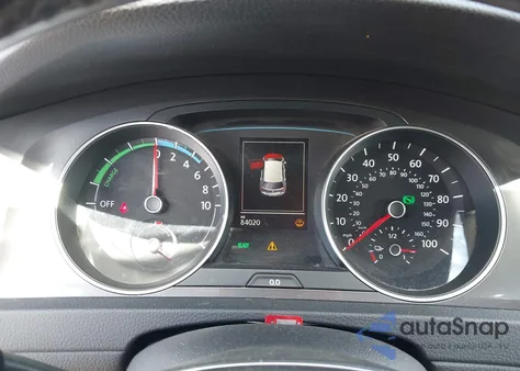 2016 Volkswagen E-Golf Sel Premium from USA, damaged, VIN WVWPP7AU1GW903379